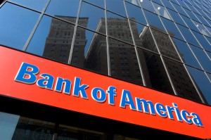 BANK OF AMERICA SIGN ON BRANCH - MIDTOWN MANHATTAN NEW YORK CITY USA