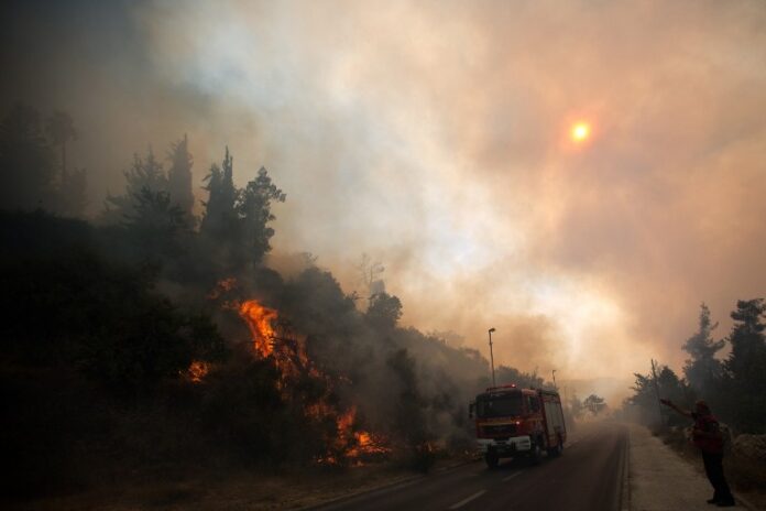 ISRAEL-FIRE-JERUSALEM