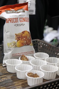 Wild-California-Apricot-Ginger-Crisps