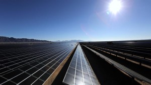 В Калифорнии построили самую большую в мире солнечную электростанцию 