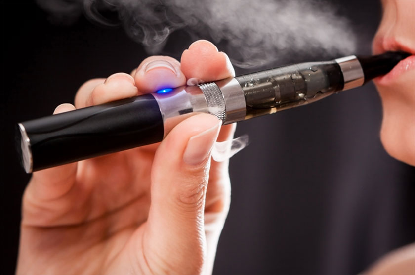 ELECTRONIC CIGARETTE. A SAFE ALTERNATIVE? NOT SO FAST.