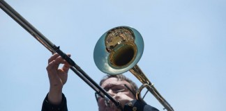 Выступление рогового оркестра из Санкт-Петербурга в Форт-Россе