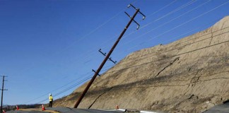 Трамп предлагает выделить 1 млрд на ремонт дорог