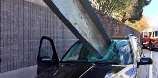 ветровое стекло BMW