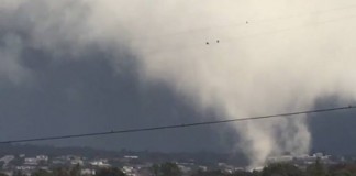 Торнадо в Калифорнии