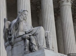 US Supreme Court Statue Lady Justice
