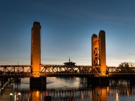 Tower Bridge, Sacramento