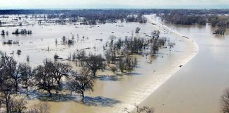 Шторм в Калифорнии