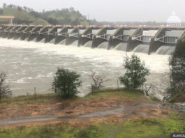 folsom-dam-flood