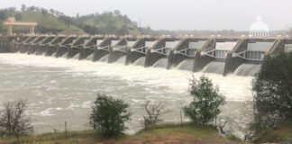 folsom-dam-flood