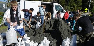 шторм в Калифорнии