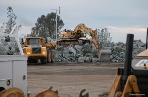 Что происходит на дамбе Оровилл в Северной Калифорнии? 