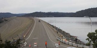 Калифорнийский город объявил себя “конституционной республикой” в ответ на требование вакцинации