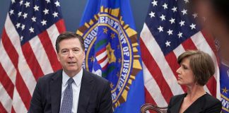 Президент Трамп отправил в отставку директора ФБР Джеймс Коми