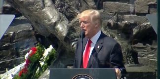 Трамп призвал Россию остановить “дестабилизирующую деятельность в Украине”