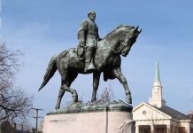 Мэр города: статуя Ленина в Сиэтле должна быть демонтирована