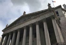 В Бруклине мать и дочь обвинены в сексуальной эксплуатации женщин New York Superior Court