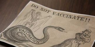 Частная школа в Майами выступила против вакцинации от COVID-19