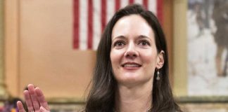 Политик в Пенсильвании предлагает ответить на эпидемию коронавируса днем поста и молитвы