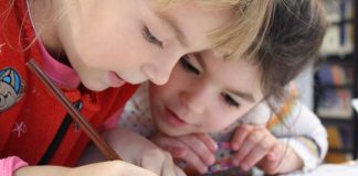 Трамп призвал восстановить «патриотическое воспитание» в школах