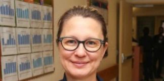 Медсестра отстранена от работы за то, что собирала деньги на защитные средства