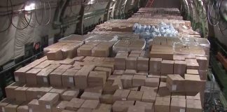 Российский самолет с медпомощью прибывает в США в среду днем