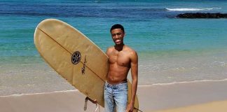 Житель Нью-Йорка опубликовал фото своего отдыха на Гавайях в Instagram и был арестован за нарушение карантина Tarique Peters