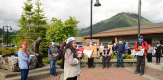 На Аляске хотят убрать статую первого русского губернатора штата