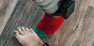 Семейная пара помещена под домашний арест из-за несоблюдений карантина