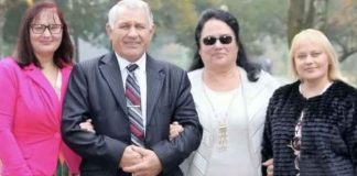 Семья Вечирко из Вашингтона просит помощи в борьбе с коронавирусом