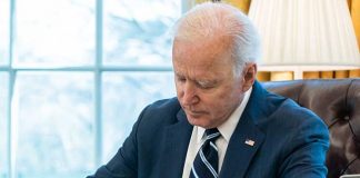 Байден утвердил отмену режима чрезвычайной ситуации, введенного из-за коронавируса Джо Байден