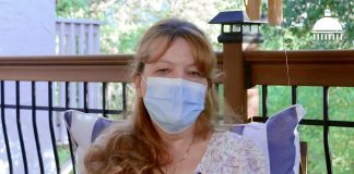 “Я получила вакцину от COVID-19 и упала в обморок…”