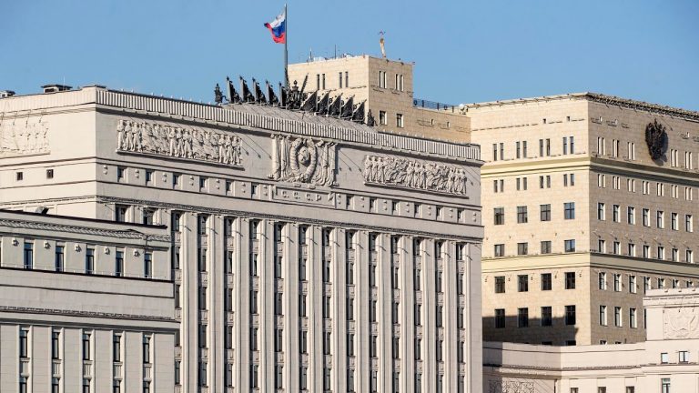 Минобороны РФ: атака на больницу в Мариуполе – провокация и постановка для США