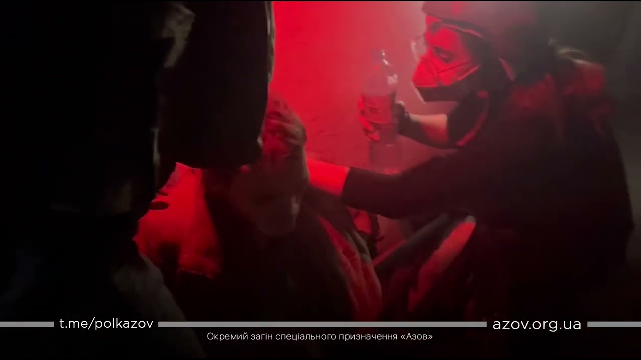 "Азов": россияне пытаются уничтожить полевой госпиталь в подвалах ...