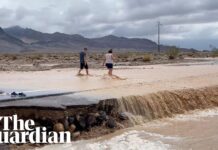Долина Смерти закрыта из-за рекордного наводнения Death Valley
