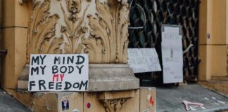 Округ Лос-Анджелес предлагает выход для тех, кому нужен аборт