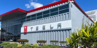 Прибыль Tesla сократилась на 71% Tesla