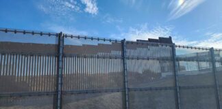 Белый дом заявил о рекордно низком уровне незаконных пересечений границы US Mexico border