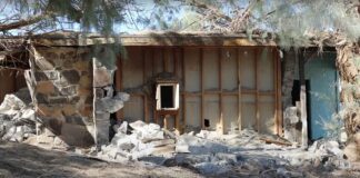 В связи с мощным землетрясением в Калифорнии объявлено чрезвычайное положение Trona earthquake, California