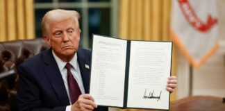 Какие указы подписал Трамп в день инаугурации? President Donald Trump