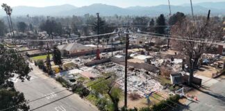 Волонтеры-иммигранты, которые не дали Южной Калифорнии сломаться Altadena after Eton fire