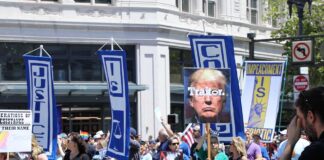 В Техасе трансгендеров могут обвинить в мошенничестве с гендерной идентичностью SF Pride Parade 2019