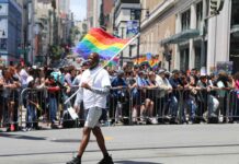 Верховный суд США оставил в силе легализацию однополых браков SF Pride Parade 2019