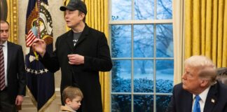 Илон Маск запускает новую партию — “America Party” Trump and Musk at the White House