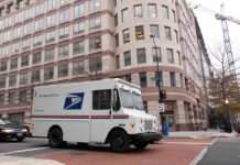 США отменяют беспошлинный лимит на посылки из-за границы USPS