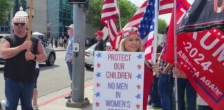 Демократы активизируют американцев на борьбу с олигархией