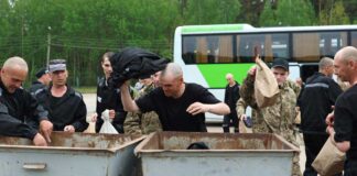 Трамп приветствует масштабный обмен военнопленными между РФ и Украиной Ukrainian soldiers