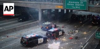 Протесты перекинулись на Сан-Франциско, штат подаёт в суд на Трампа LA protests