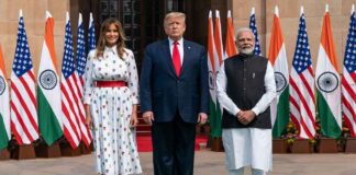 Трамп анонсировал новые пошлины против Индии из-за торговли с Россией President Trump and the First Lady in India