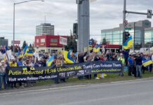 Жители Аляски встречают российского президента протестами Alaska